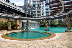 Hillington Green (D23), Condominium #556676521
